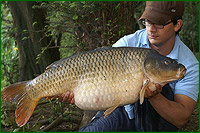 Alex with a 32lb 8oz common